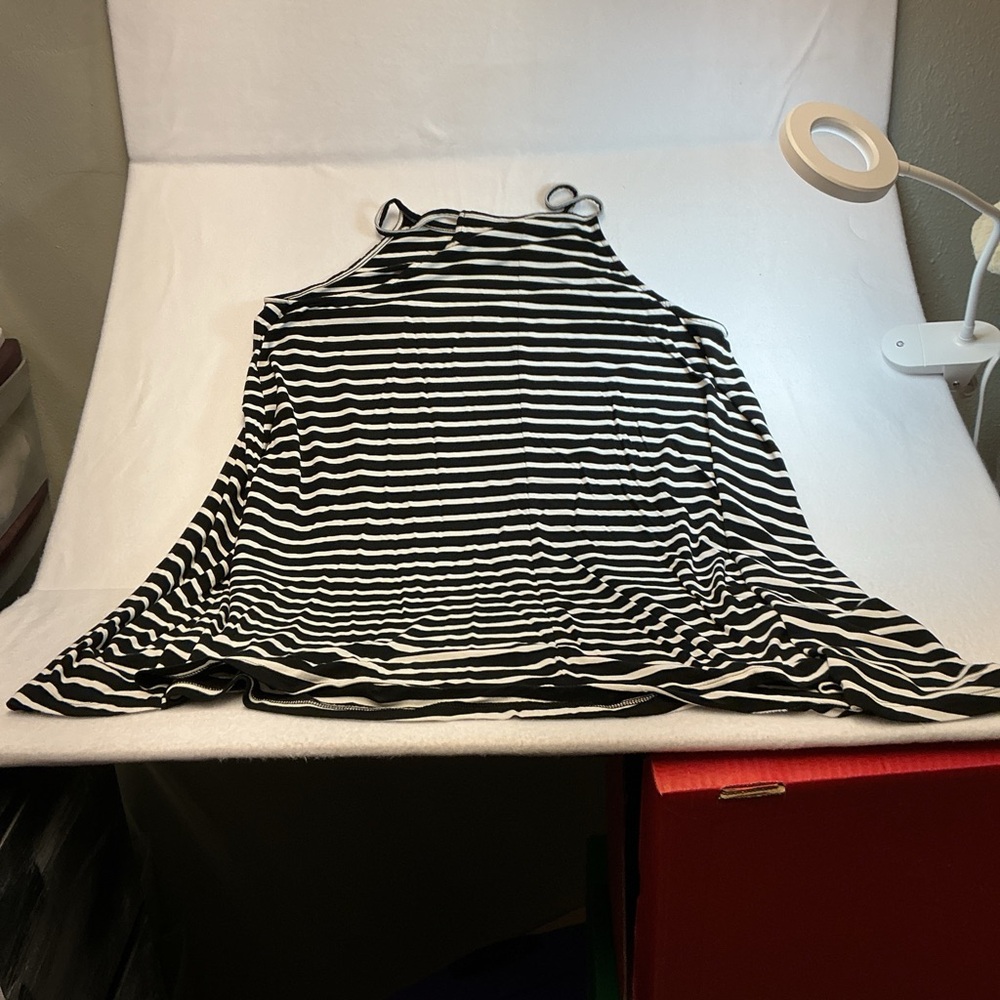 Old Navy Black and White Striped sun dress size XXL. 0386 - Picture 3 of 3